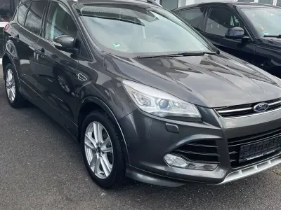 Używany Ford Kuga Titanium 150 KM (110 kW) 2015 Szary SUV