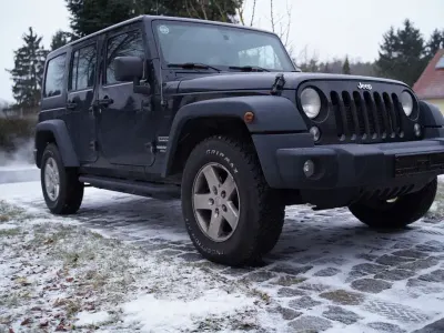 Gebraucht Jeep Wrangler Unlimited Sport 200 PS (147 kW) 2015 Schwarz SUV