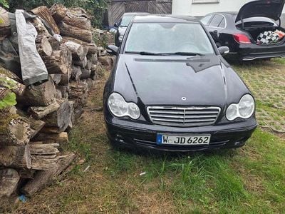 Mercedes C200