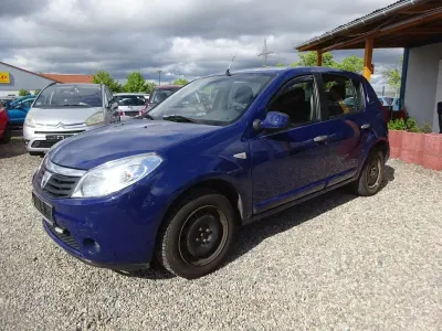 Brugt Dacia Sandero Lauréate 75 HK (55 kW) 2009 Blå Sedan