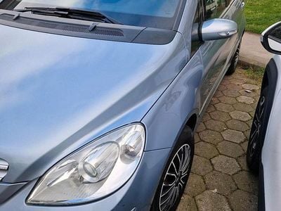 Begagnad Mercedes B170 134 HK (98 kW) 2005 Blå Minibuss