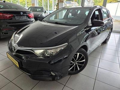 Schwarz Gebraucht 2016 Toyota Auris Comfort Limousine | 9.890 € (Fairer Preis)