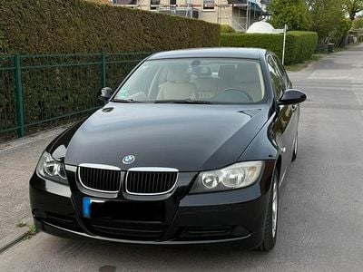 Używany BMW 320 150 KM (110 kW) 2005 Czarny Sedan/Limuzyna
