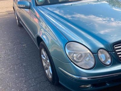 Mercedes E240