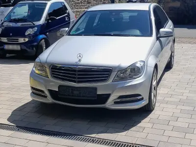 Gebraucht Mercedes C250 204 PS (150 kW) 2012 Silber Limousine