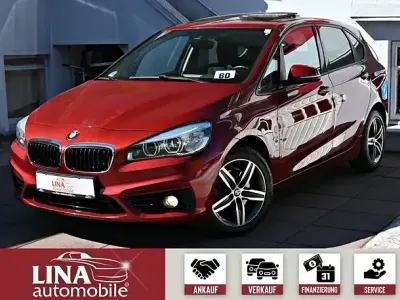 Gebraucht BMW 220 Active Tourer Sport Line 192 PS (141 kW) 2016 Rot Van / Kleinbus