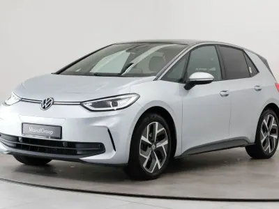 Gebraucht VW ID.3 Pro 150 kW (204 PS) 2024 Scale silver metallic/schwarz Kleinwagen