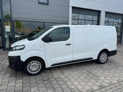 Używany Opel Vivaro Edition 122 KM (89 kW) 2020 Biały Minivan