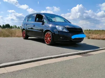 Brugt Opel Zafira 125 HK (91 kW) 2010 Sort MPV