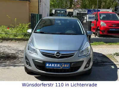Gebraucht Opel Corsa Satellite 69 PS (50 kW) 2011 Silber Kleinwagen