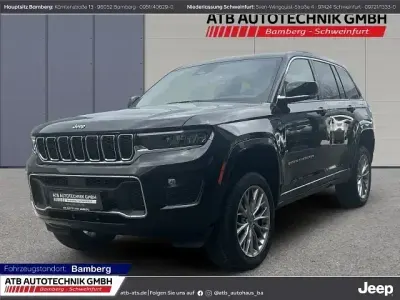 Gebraucht Jeep Grand Cherokee Overland 381 PS (280 kW) 2023 Diamond black (schwarz) SUV