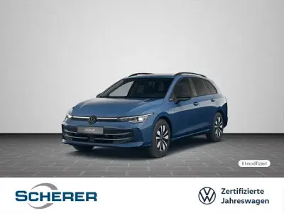 Gebraucht VW Golf VIII Goal 150 PS (110 kW) 2025 Anemonenblau metallic (metallic) Kombi