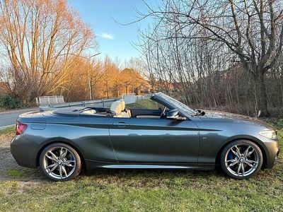Gebraucht BMW M235 326 PS (239 kW) 2016 Grau Cabrio