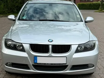 Brugt BMW 318 129 HK (94 kW) 2007 Sølv Sedan