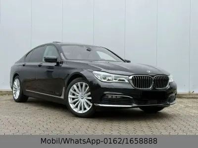Gebraucht BMW 750 Sport Line 400 PS (294 kW) 2017 Schwarz Limousine