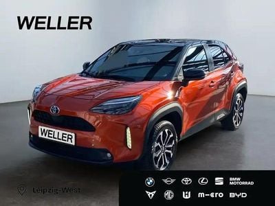Gebraucht Toyota Yaris Cross Edition 116 PS (85 kW) 2022 Infernoorange metallic, dach schwarz SUV