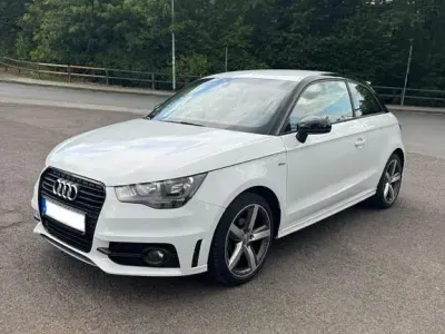 Gebraucht Audi A1 Attraction 86 PS (63 kW) 2013 Weiß Kleinwagen