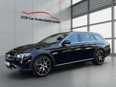 Gebraucht Mercedes E400 AMG 330 PS (242 kW) 2023 Schwarz Limousine