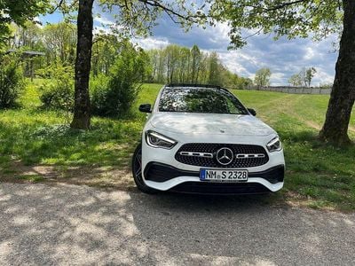 Mercedes GLA250