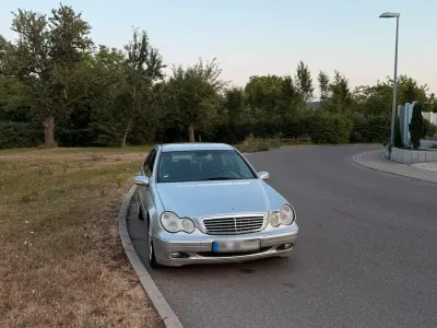 Gebraucht Mercedes C320 220 PS (161 kW) 2000 Silber Limousine
