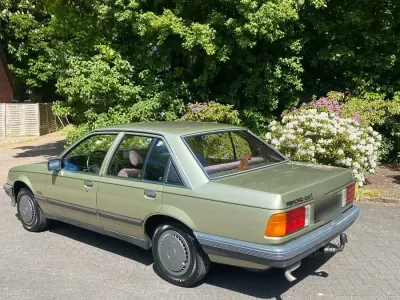 Gebraucht Opel Rekord 115 PS (84 kW) 1984 Limousine