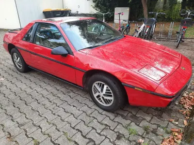 Gebraucht Pontiac Fiero 111 PS (81 kW) 1984 Rot Coupé