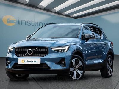 Blau Gebraucht 2022 Volvo XC40 SUV | 34.499 € (Teuer)