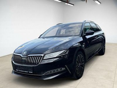 Gebraucht Skoda Superb LAURIN & KLEMENT 190 PS (139 kW) 2024 Blau Kombi
