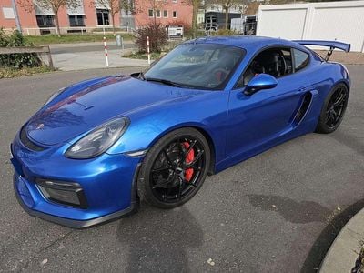 Porsche Cayman GT4