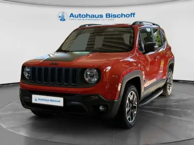 Gebraucht Jeep Renegade Trailhawk 170 PS (125 kW) 2007 Omaha orange (vr562/b) SUV