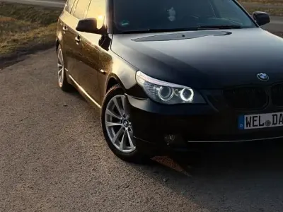Gebraucht BMW 525 197 PS (144 kW) 2009 Schwarz Kombi