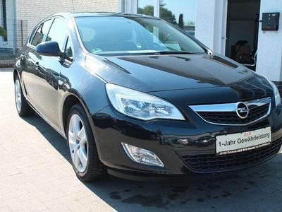 Gebraucht Opel Astra Design Edition 101 PS (74 kW) 2011 Schwarz Limousine