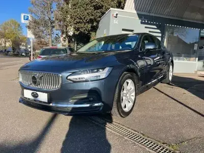 Second-hand Volvo S90 Inscription 245 CP (180 kW) 2021 Albastru Berlinǎ
