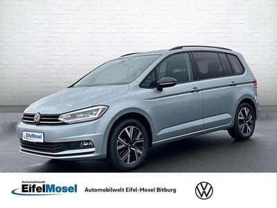 Gebraucht VW Touran Highline 150 PS (110 kW) 2026 Silber Van / Kleinbus