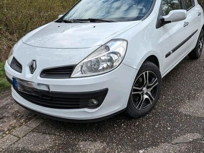 gebraucht Renault Clio - Garagenwagen