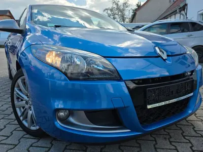 Używany Renault Mégane GT Line Dynamique 131 KM (96 kW) 2012 Niebieski Sedan/Limuzyna