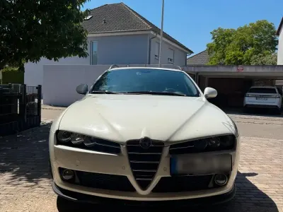 Gebraucht Alfa Romeo 159 Ti 210 PS (154 kW) 2009 Weiß Kombi