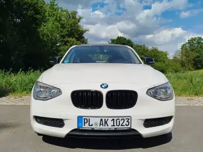 Gebraucht BMW 116 Sport Line 136 PS (100 kW) 2012 Weiß Kleinwagen