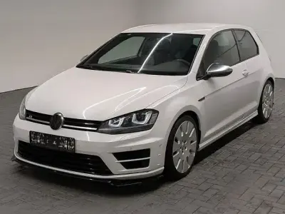 Gebraucht VW Golf VII R 300 PS (220 kW) 2014 Oryxweissmet. Kleinwagen