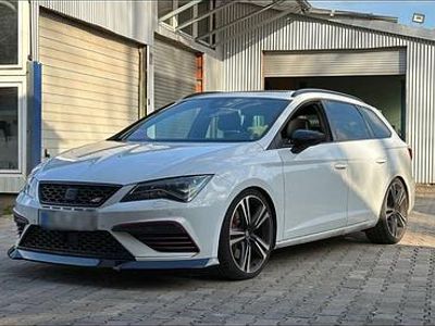 Usata Seat Leon 4Drive 300 CV (220 kW) 2017 Bianco Station wagon
