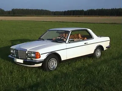 Gebraucht Mercedes 230 109 PS (80 kW) 1980 Weiß Coupé