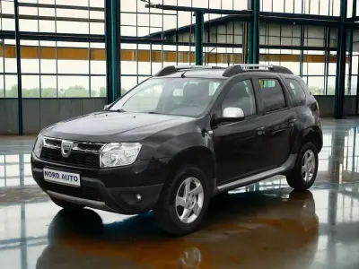 Gebraucht Dacia Duster 105 PS (77 kW) 2011 Schwarz SUV