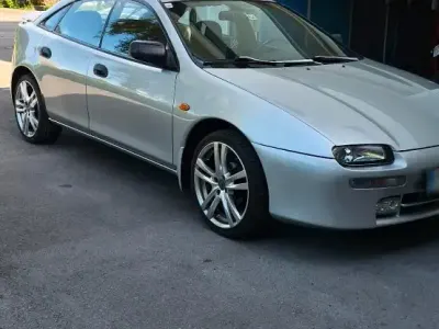 Gebraucht Mazda 323F 88 PS (64 kW) 1998 Silber Limousine