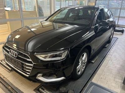 Gebraucht Audi A4 Ambiente 204 PS (150 kW) 2023 Mythosschwarz Kombi