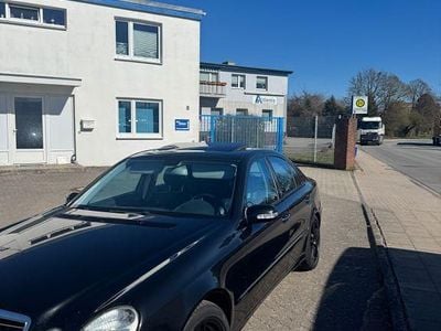 Mercedes E320