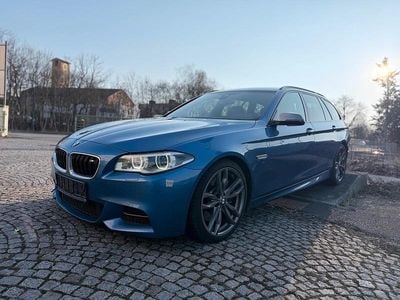 Gebraucht BMW 550 M Sport 381 PS (280 kW) 2016 Blau Kombi