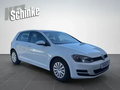 Second-hand VW Golf VII Trendline 96 CP (70 kW) 2013 Alb Berlinǎ