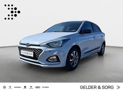 Usata Hyundai i20 Active 101 CV (74 kW) 2020 Grigio Utilitaria