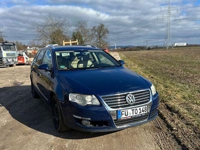 Gebraucht VW Passat 140 PS (102 kW) 2007 Blau Kombi