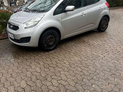 Silber Gebraucht 2012 Kia Venga Edition 7 Kleinwagen | 9.490 € (Fairer Preis)